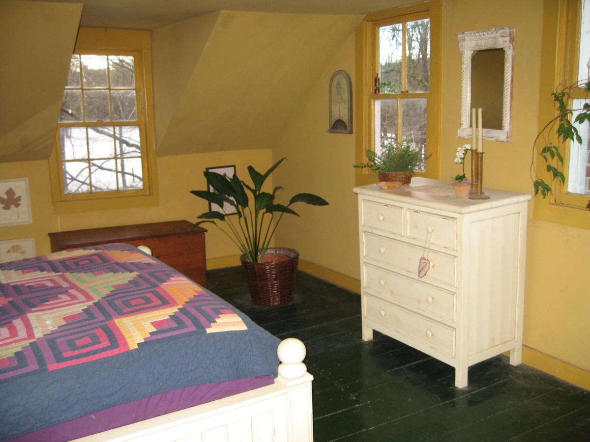 Private Setting On Country Farm Near Rhinebeck Bed & Breakfast Clinton Corners Bagian luar foto